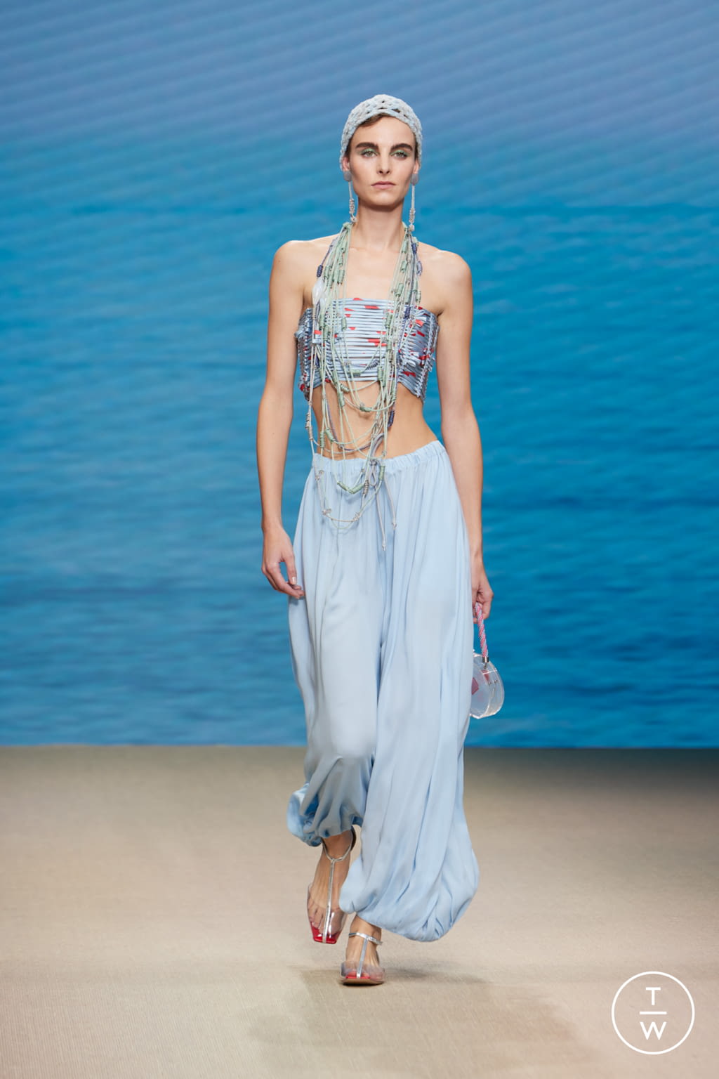 Fashion Week Milan Spring/Summer 2022 look 31 from the Giorgio Armani collection 女装
