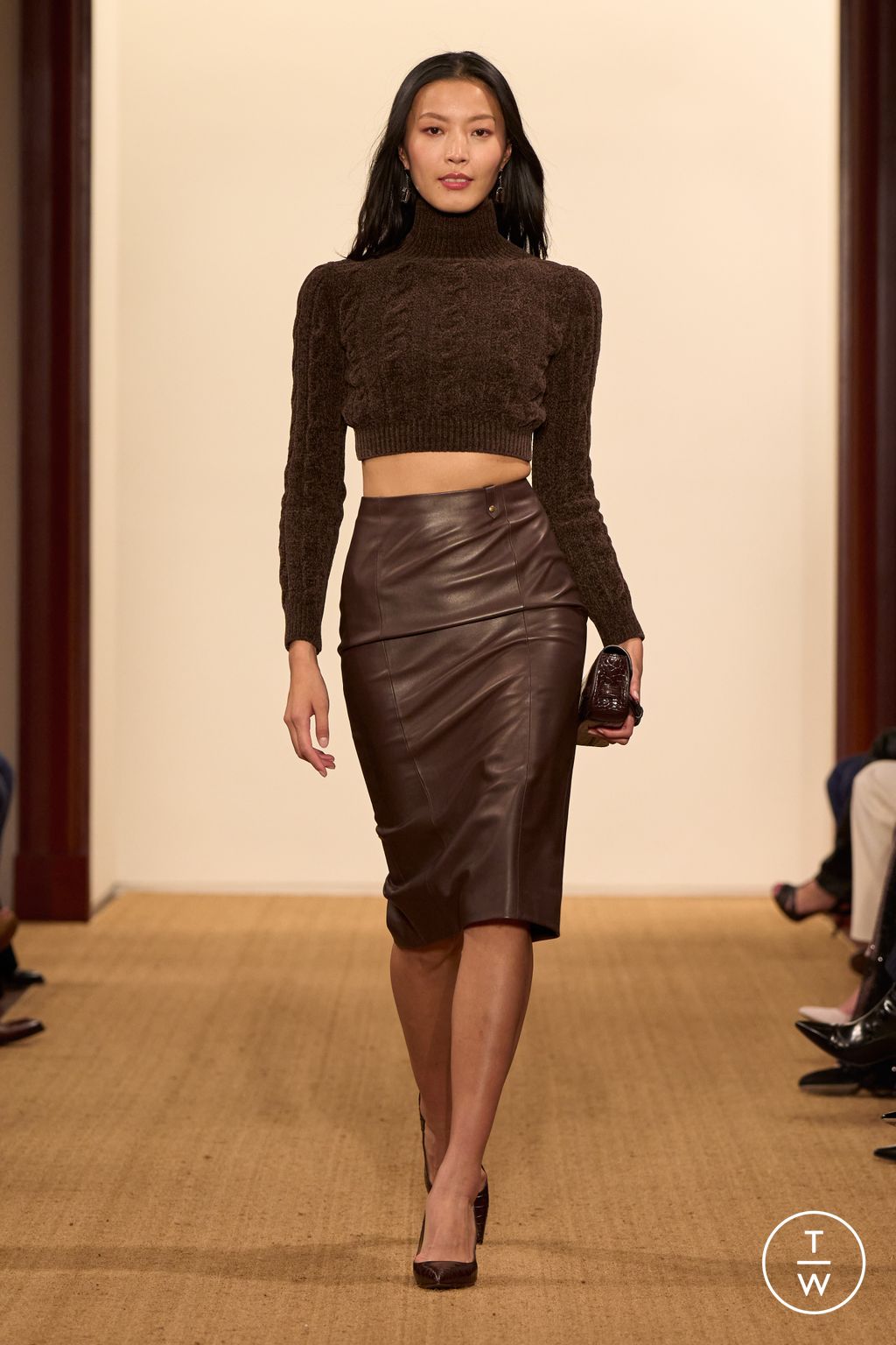 Fashion Week New York Fall/Winter 2024 look 31 from the Ralph Lauren collection 女装