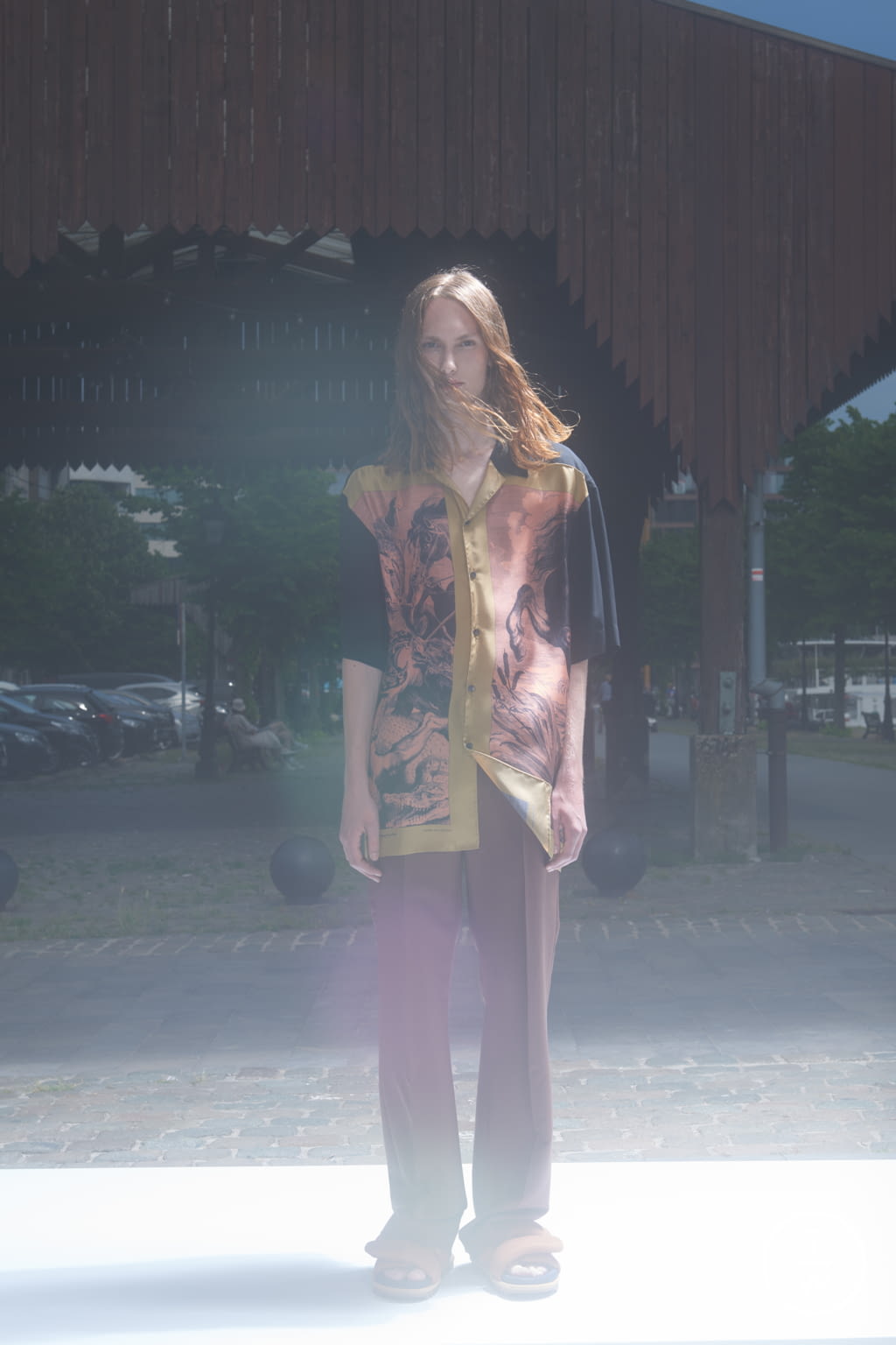 Fashion Week Paris Spring/Summer 2022 look 31 from the Dries Van Noten collection menswear