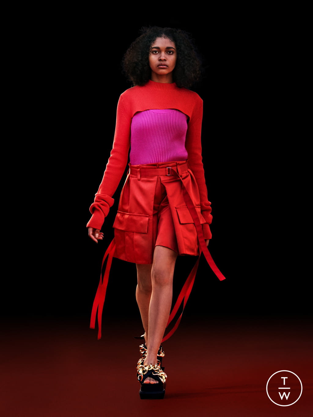 Fashion Week Paris Spring/Summer 2022 look 31 de la collection Sacai womenswear