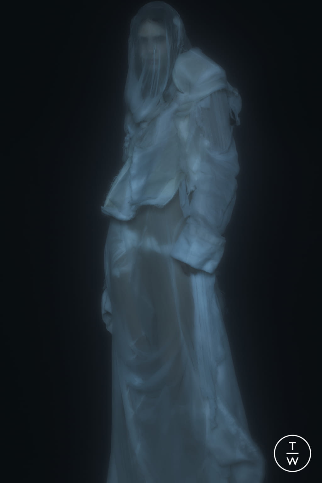 Fashion Week Paris Fall/Winter 2020 look 32 from the Maison Margiela collection couture