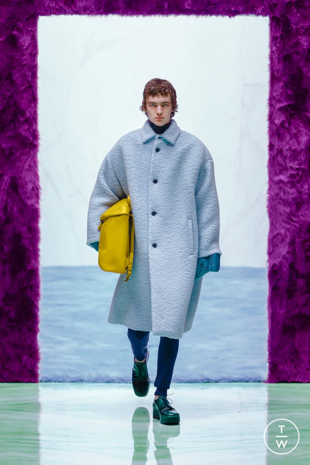 Fashion Week Milan Fall/Winter 2021 look 31 from the Prada collection menswear