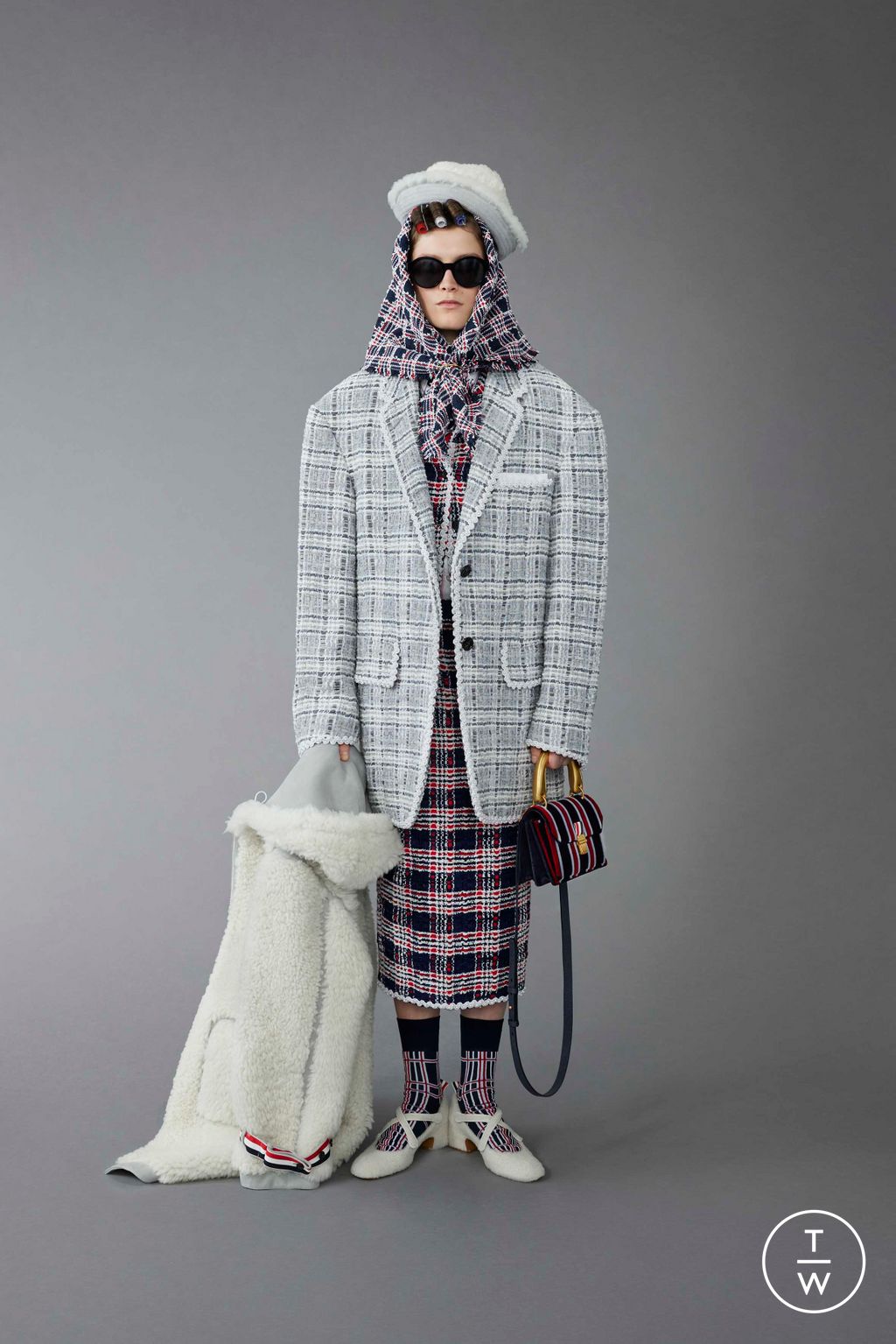 Fashion Week Paris Pre-Fall 2023 look 31 from the Thom Browne collection womenswear