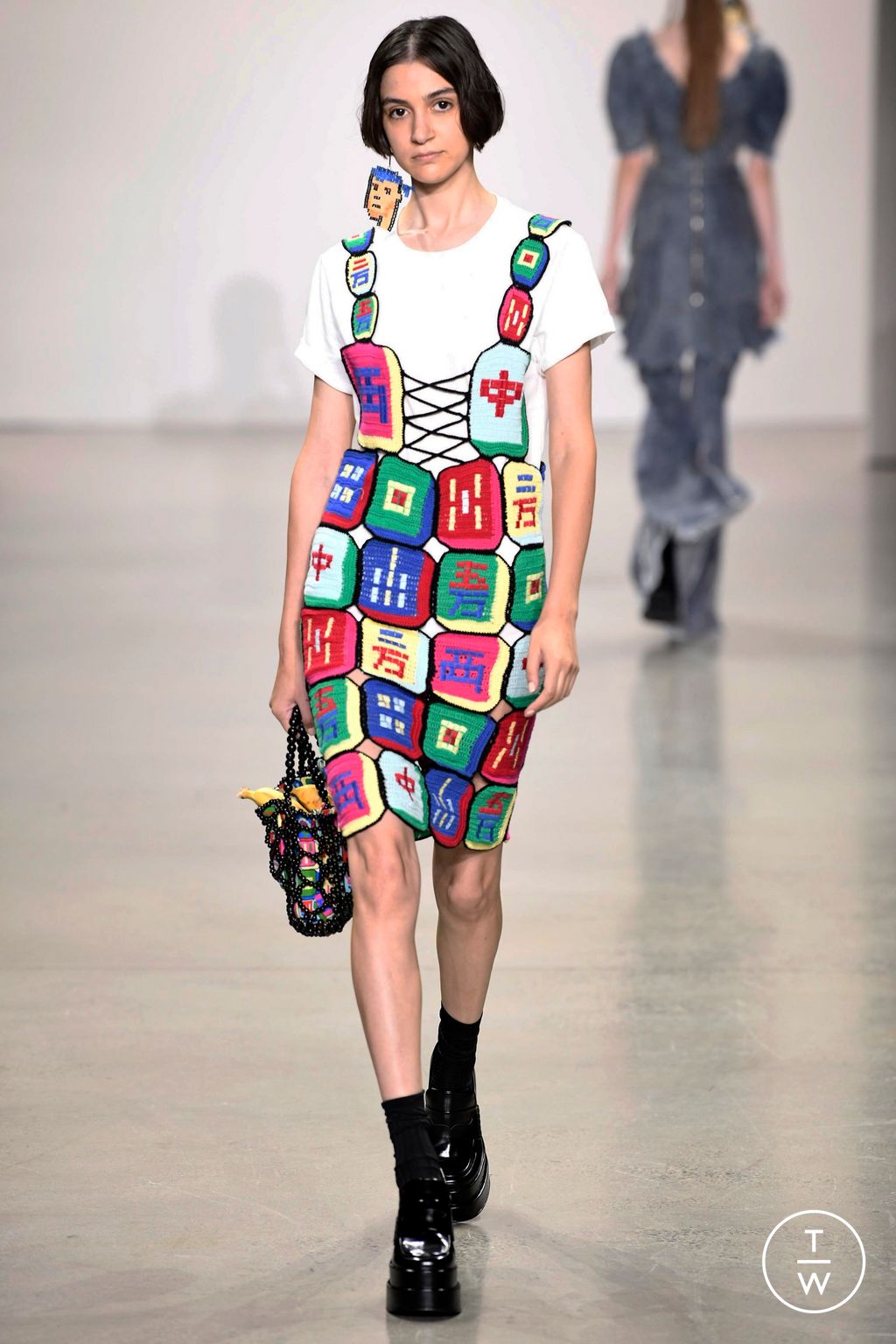 Fashion Week New York Spring/Summer 2023 look 2 from the Vivienne Tam collection 女装