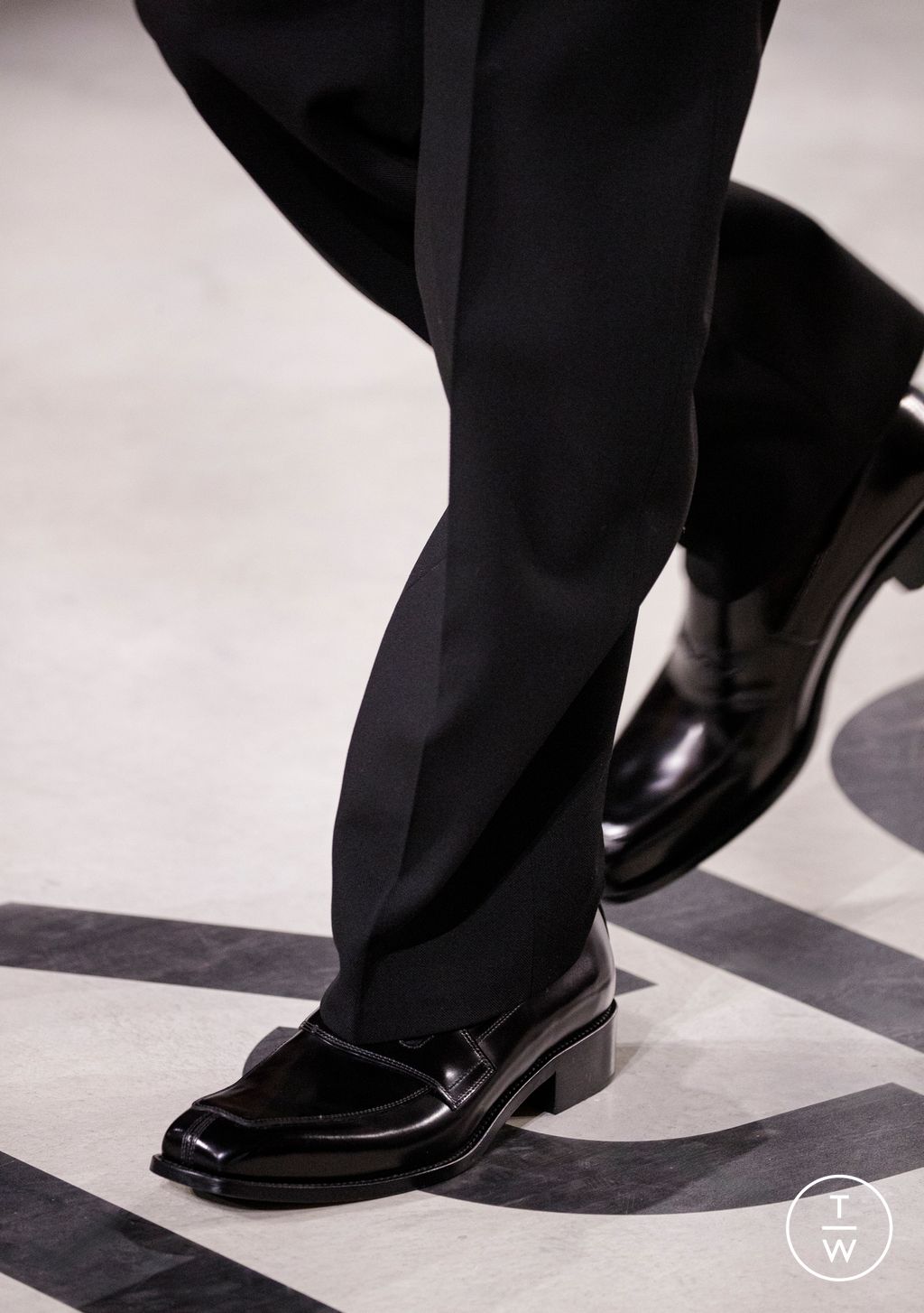 Fashion Week Milan Fall/Winter 2026 look 42 from the Fendi collection 女装配饰