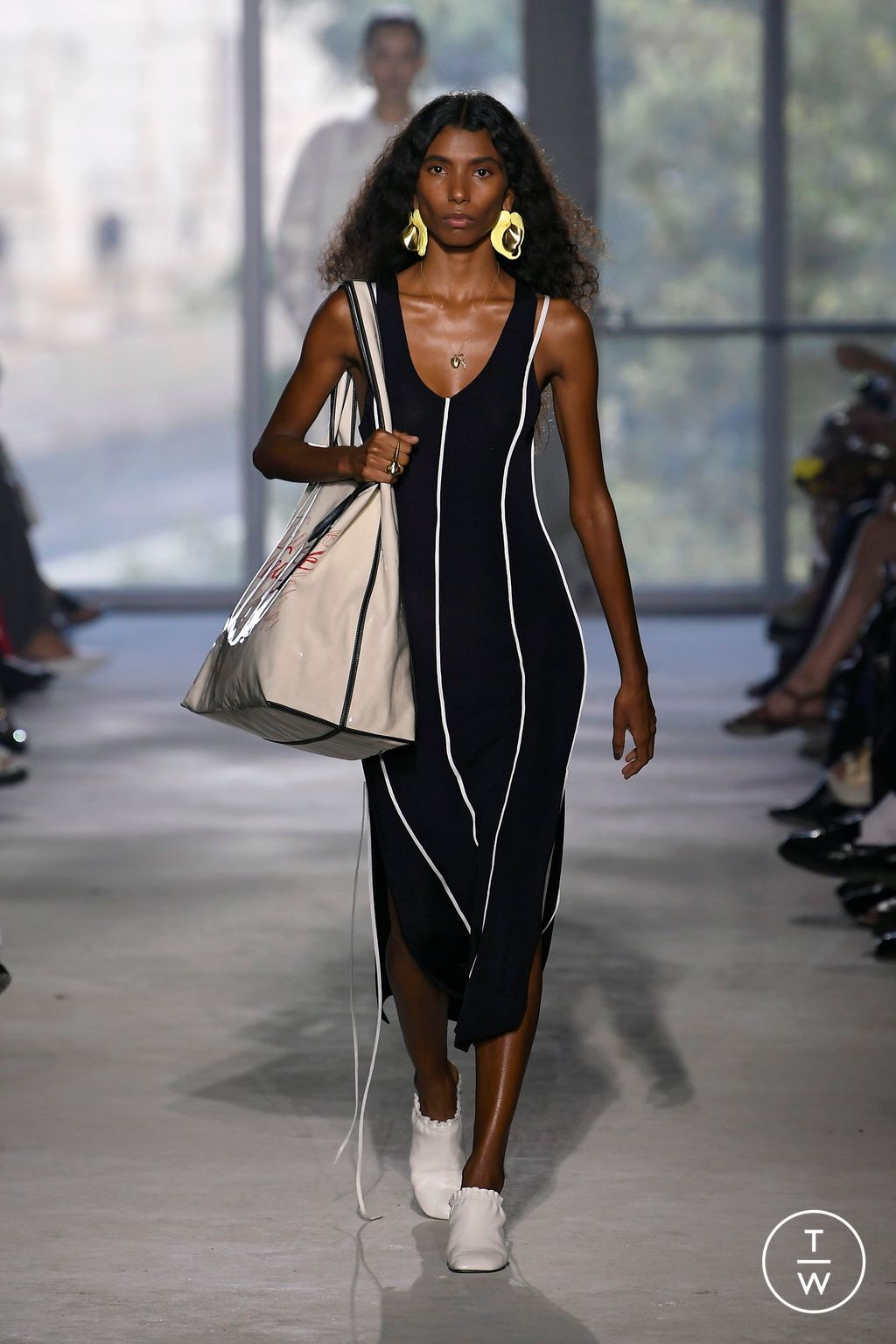 Fashion Week New York Spring/Summer 2024 look 12 de la collection 3.1 Phillip Lim womenswear