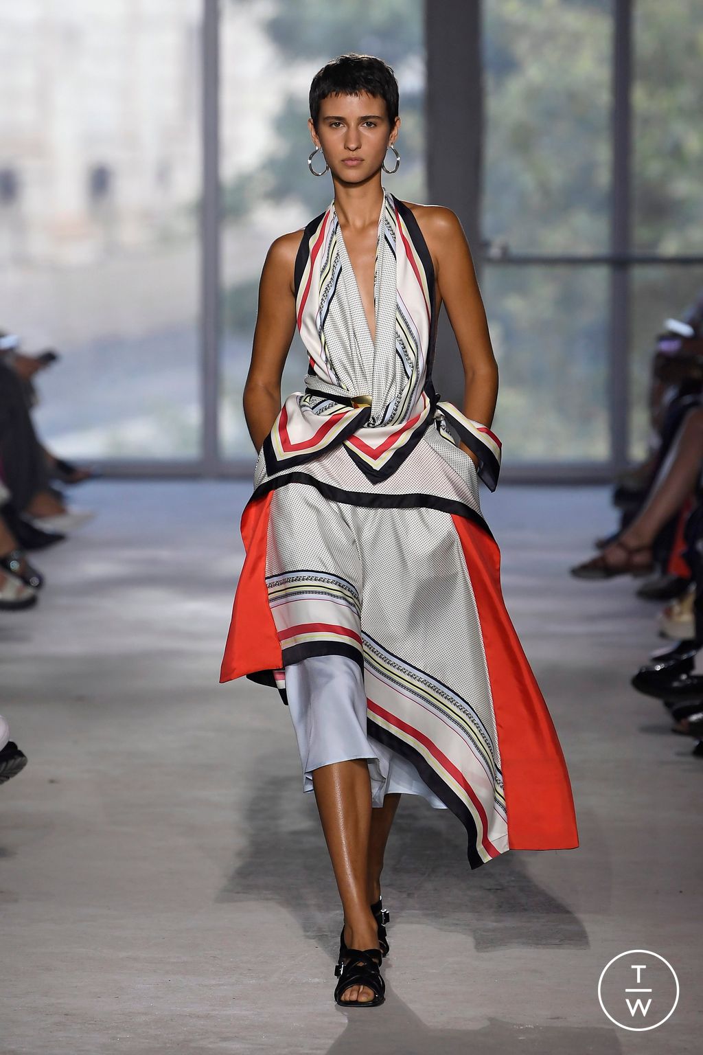 Fashion Week New York Spring/Summer 2024 look 21 from the 3.1 Phillip Lim collection womenswear