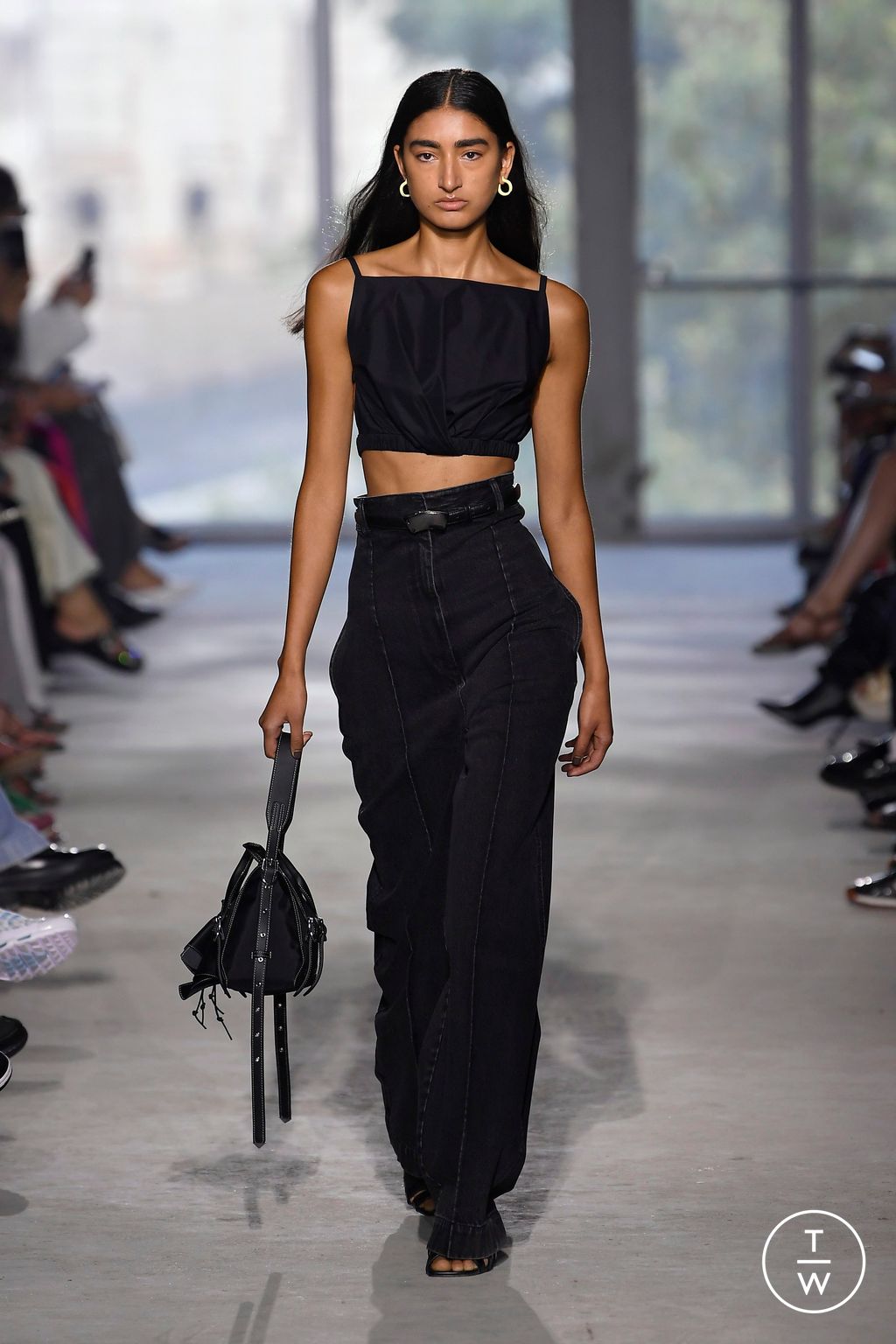 Fashion Week New York Spring/Summer 2024 look 27 from the 3.1 Phillip Lim collection 女装