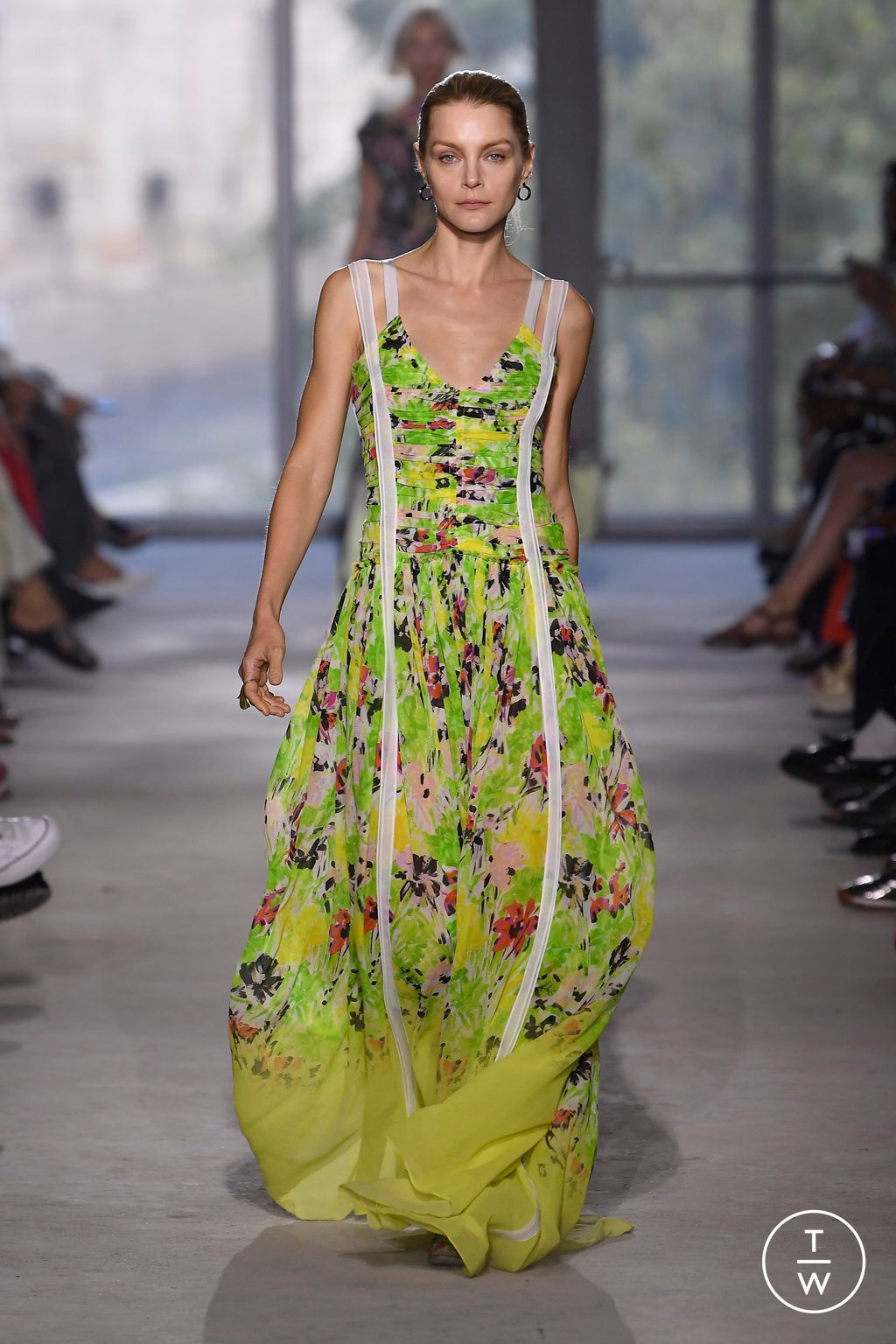 Fashion Week New York Spring/Summer 2024 look 37 de la collection 3.1 Phillip Lim womenswear