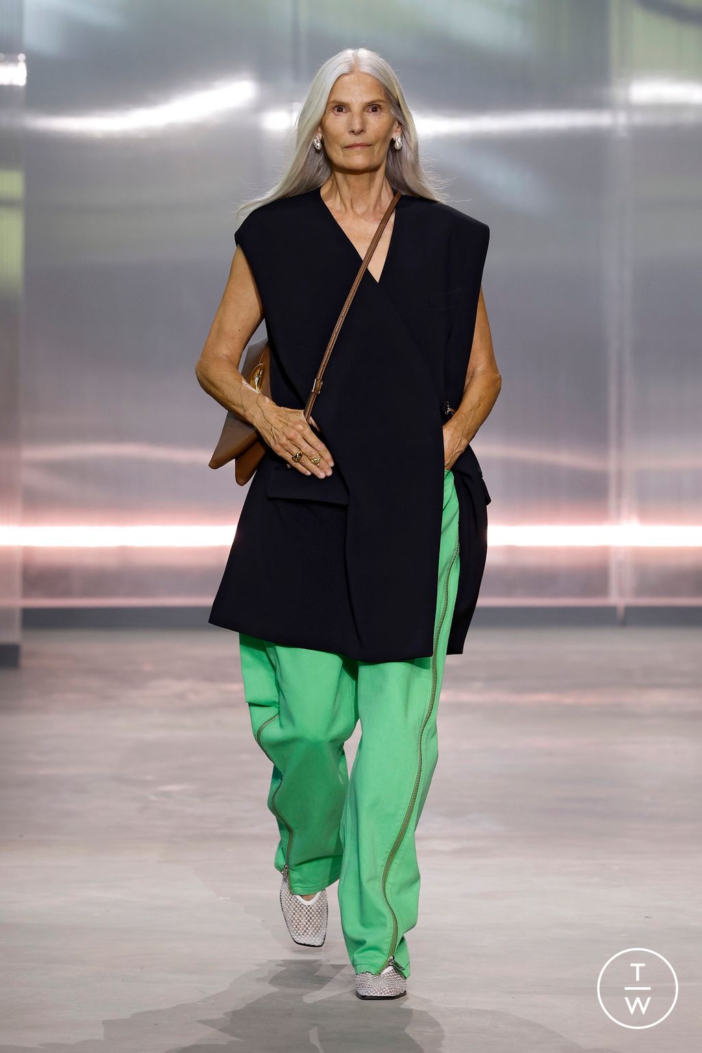 Fashion Week New York Spring-Summer 2025 look 32 de la collection 3.1 Phillip Lim womenswear