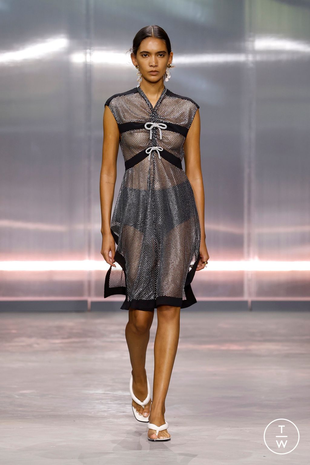 Fashion Week New York Spring/Summer 2025 look 38 from the 3.1 Phillip Lim collection womenswear