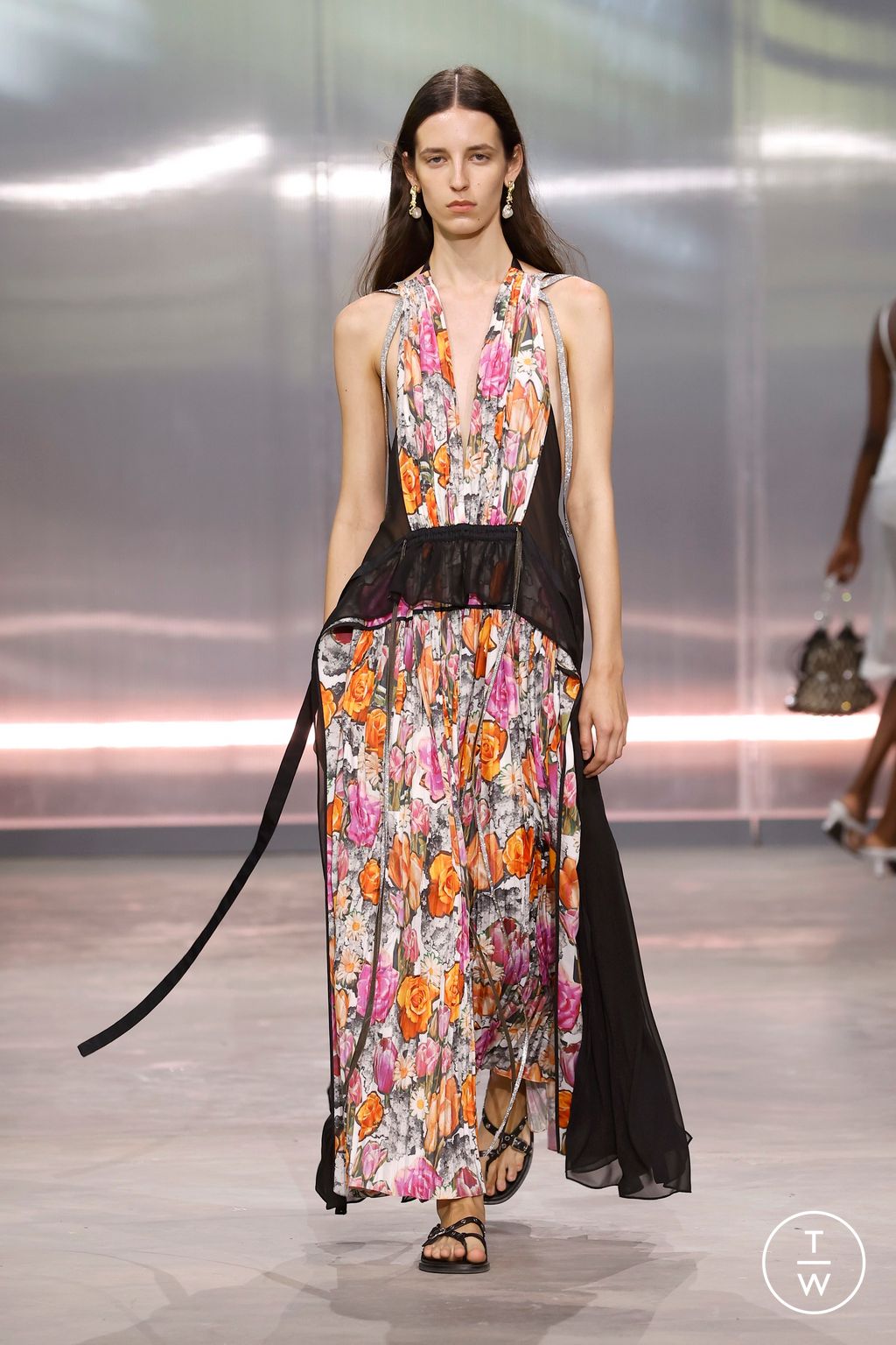 Fashion Week New York Spring/Summer 2025 look 47 from the 3.1 Phillip Lim collection womenswear