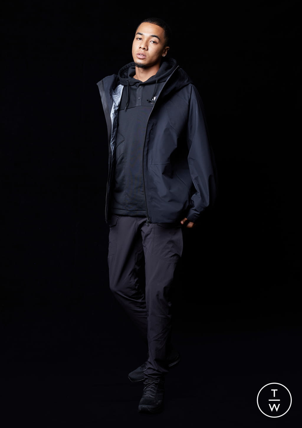 Fashion Week Paris Spring/Summer 2021 look 31 from the White Mountaineering collection menswear