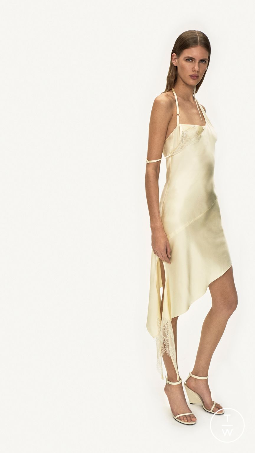 Fashion Week Paris Pre-Fall 2025 look 32 de la collection Courrèges womenswear