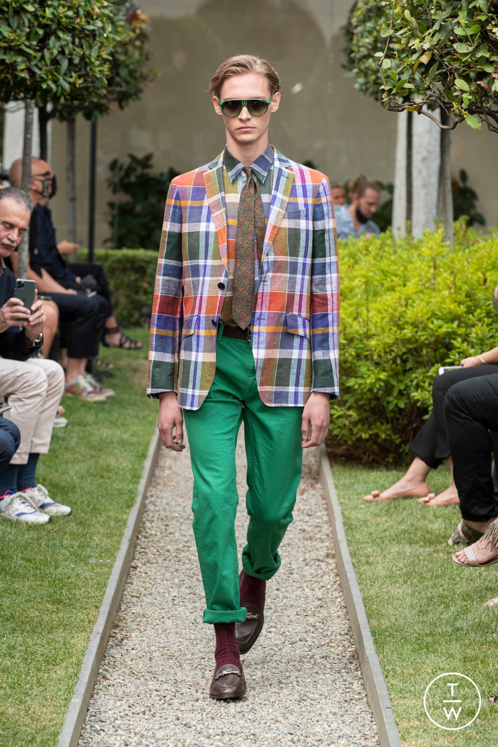 Fashion Week Milan Spring/Summer 2021 look 32 from the Etro collection menswear