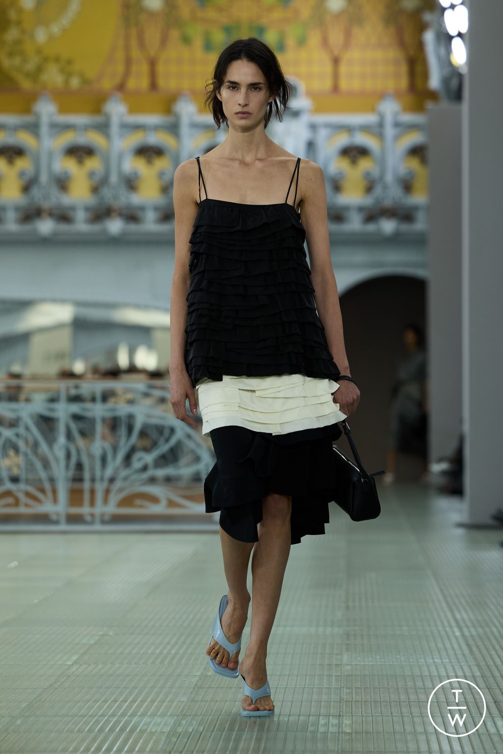Fashion Week Paris Spring/Summer 2026 look 32 from the Time collection womenswear