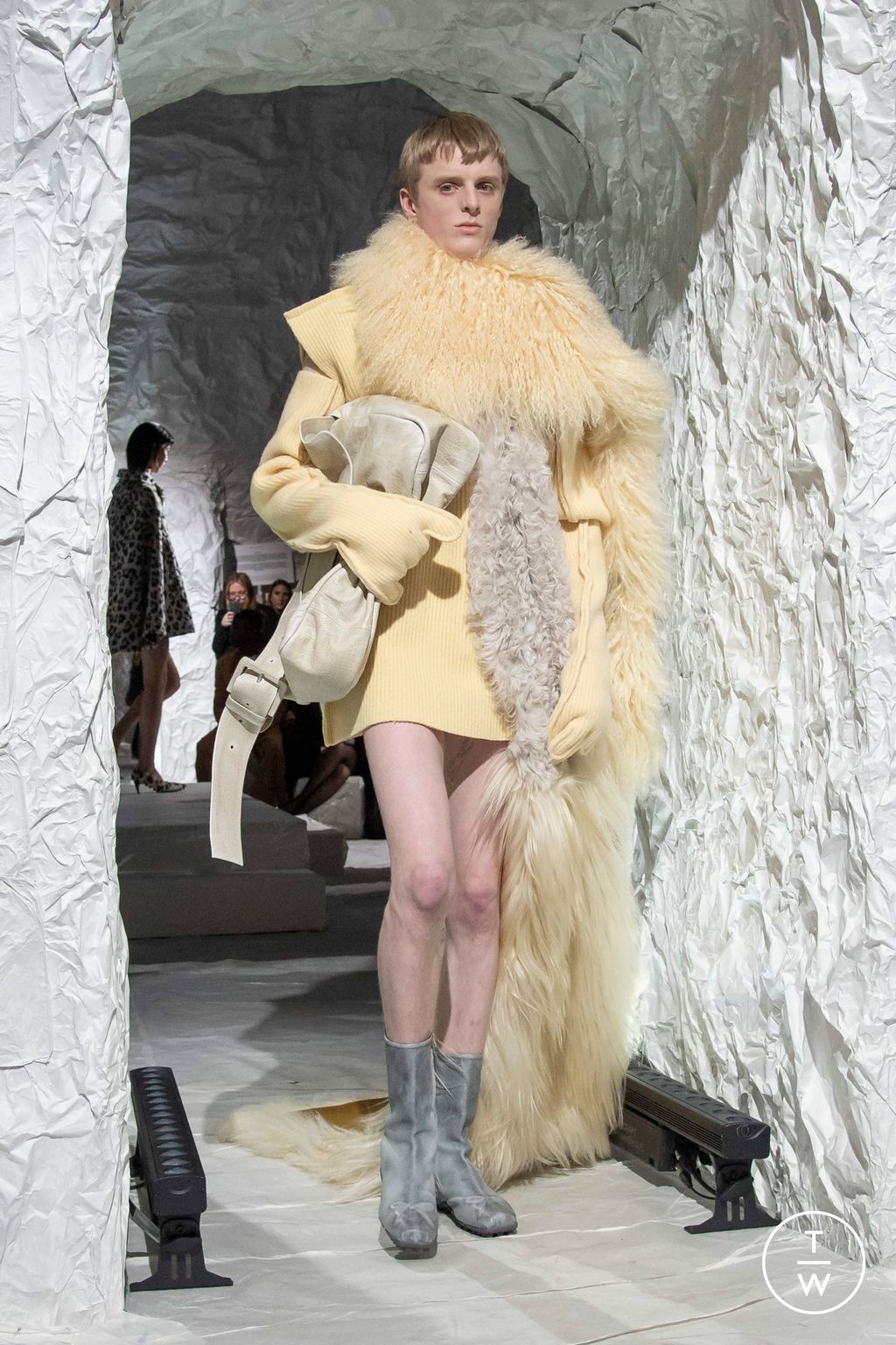 Fashion Week Milan Fall/Winter 2024 look 32 from the Marni collection womenswear