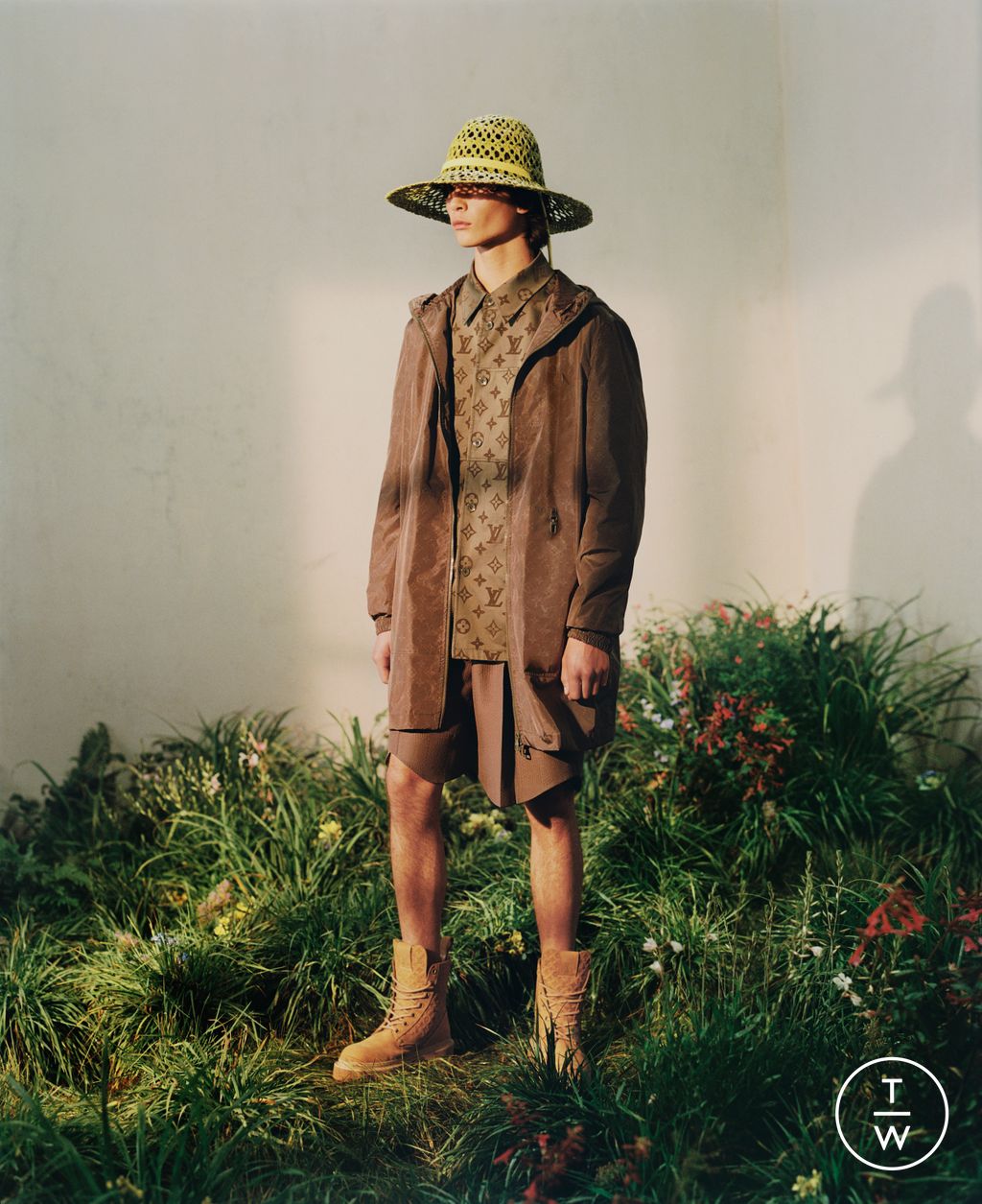 Fashion Week Paris Pre-Fall 2023 look 35 from the Louis Vuitton collection 男装