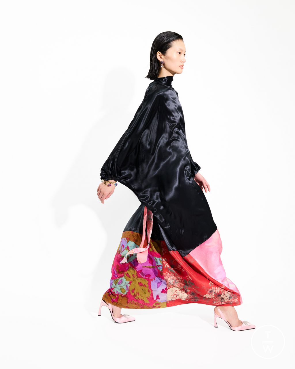 Fashion Week Paris Spring/Summer 2026 look 32 de la collection Marine Serre menswear