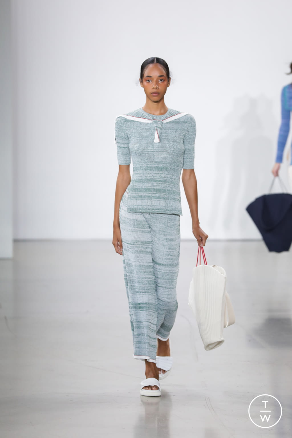 Fashion Week New York Spring/Summer 2022 look 32 from the Bevza collection womenswear
