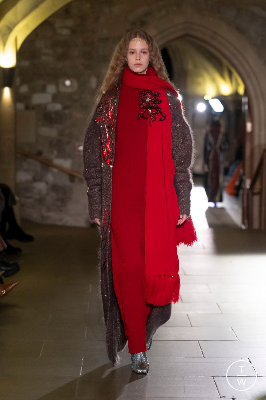 Fashion Week London Fall/Winter 2024 look 33 from the MITHRIDATE collection womenswear
