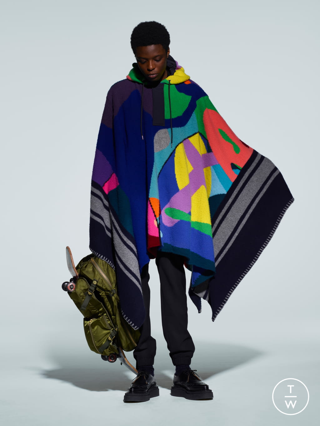 Fashion Week Paris Fall/Winter 2021 look 32 from the Sacai collection menswear