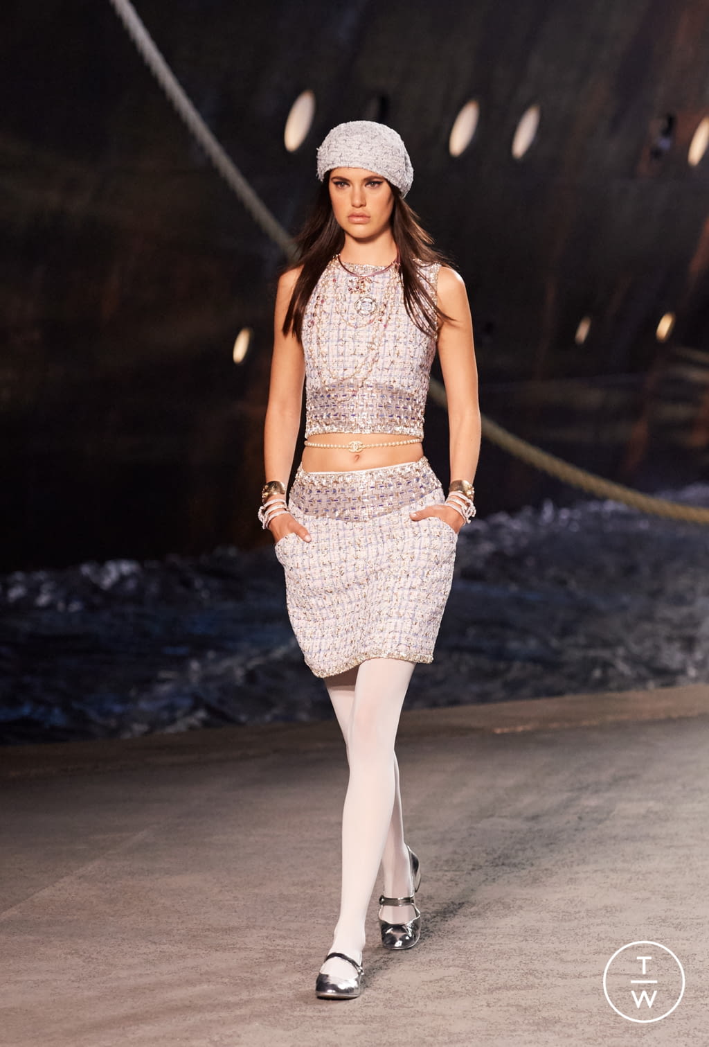 Fashion Week Paris Resort 2019 look 32 from the Chanel collection 女装