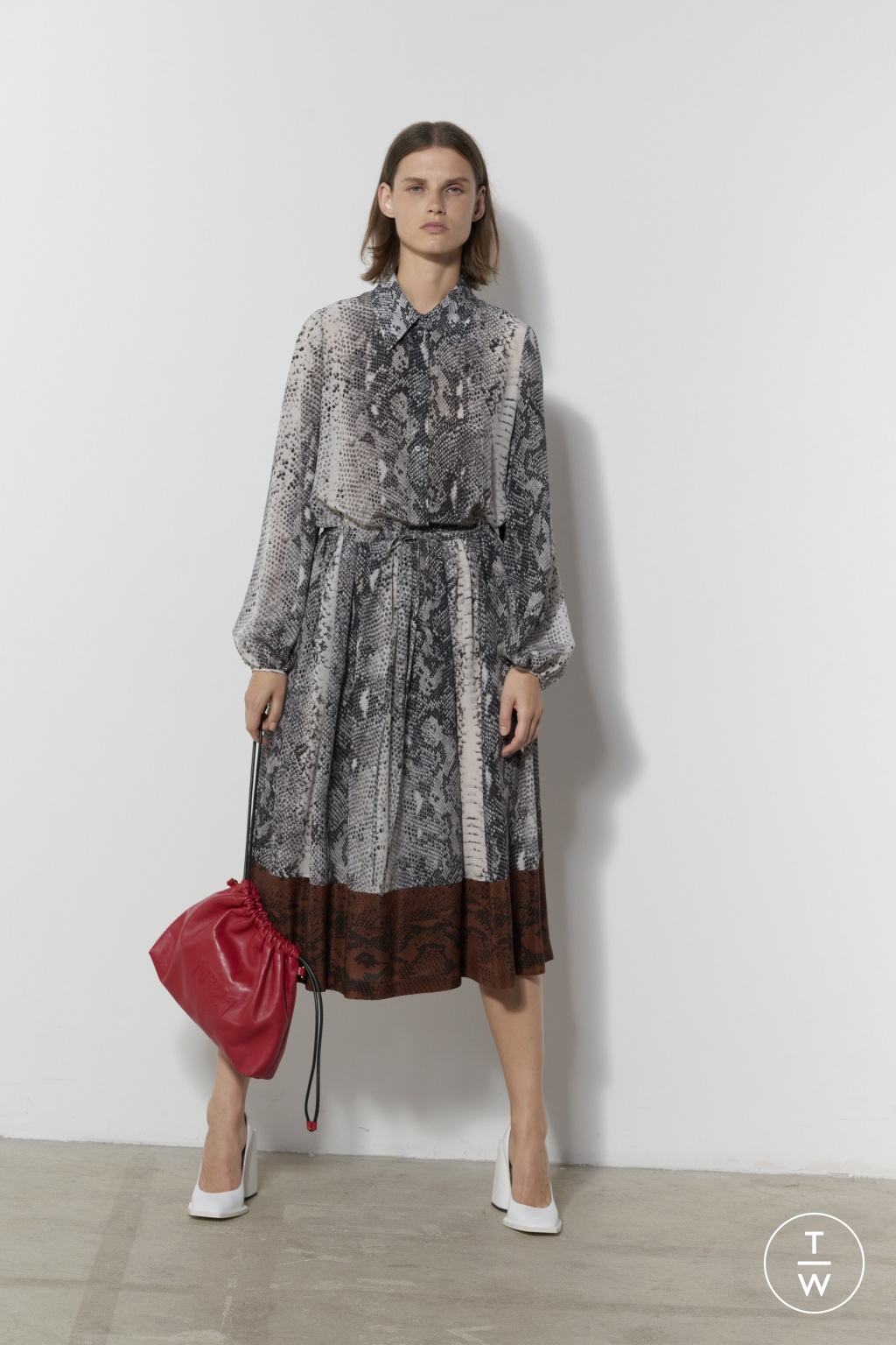 Fashion Week Milan Resort 2020 look 29 from the N°21 collection womenswear