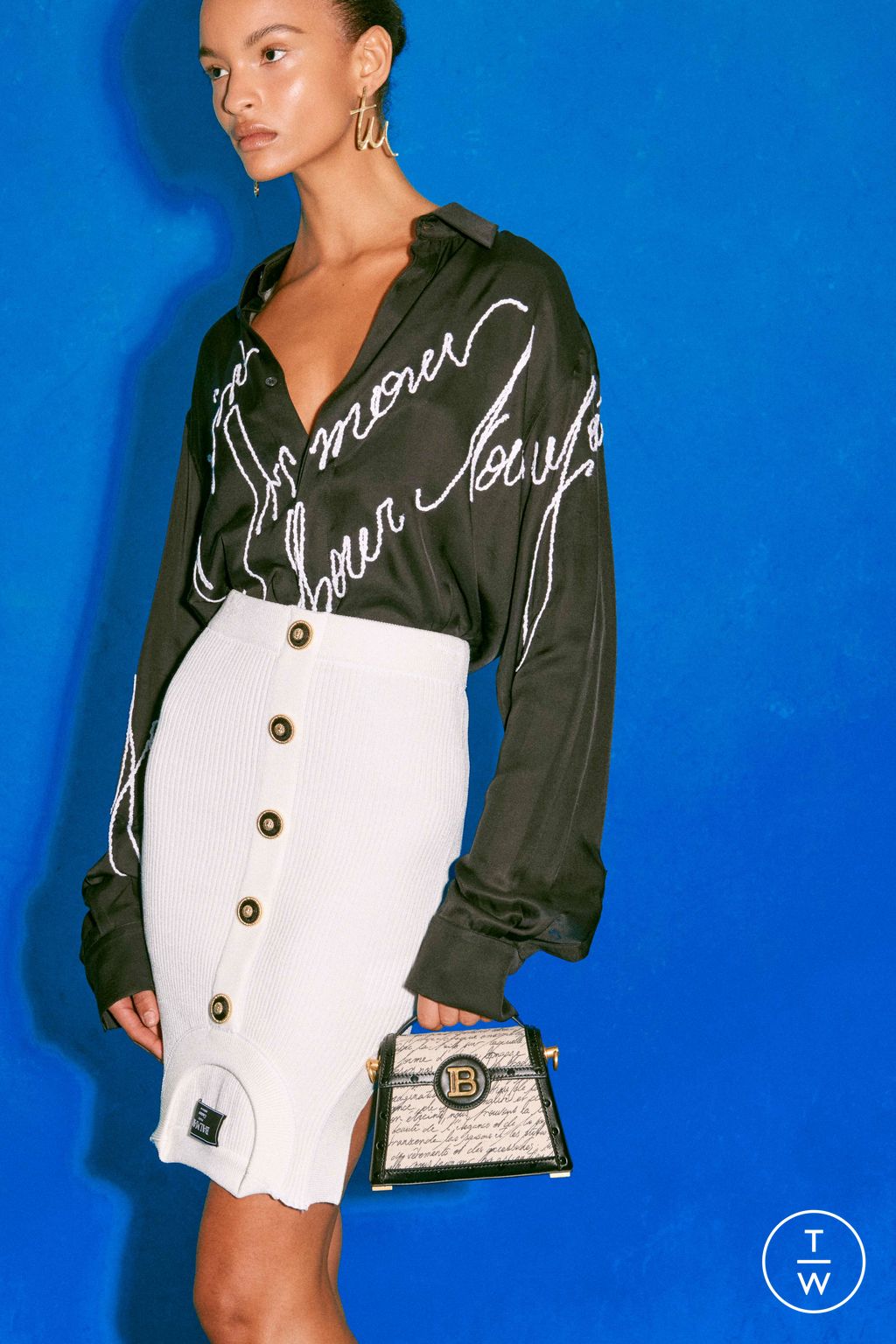 Fashion Week Paris Resort 2025 look 32 from the Balmain collection 女装