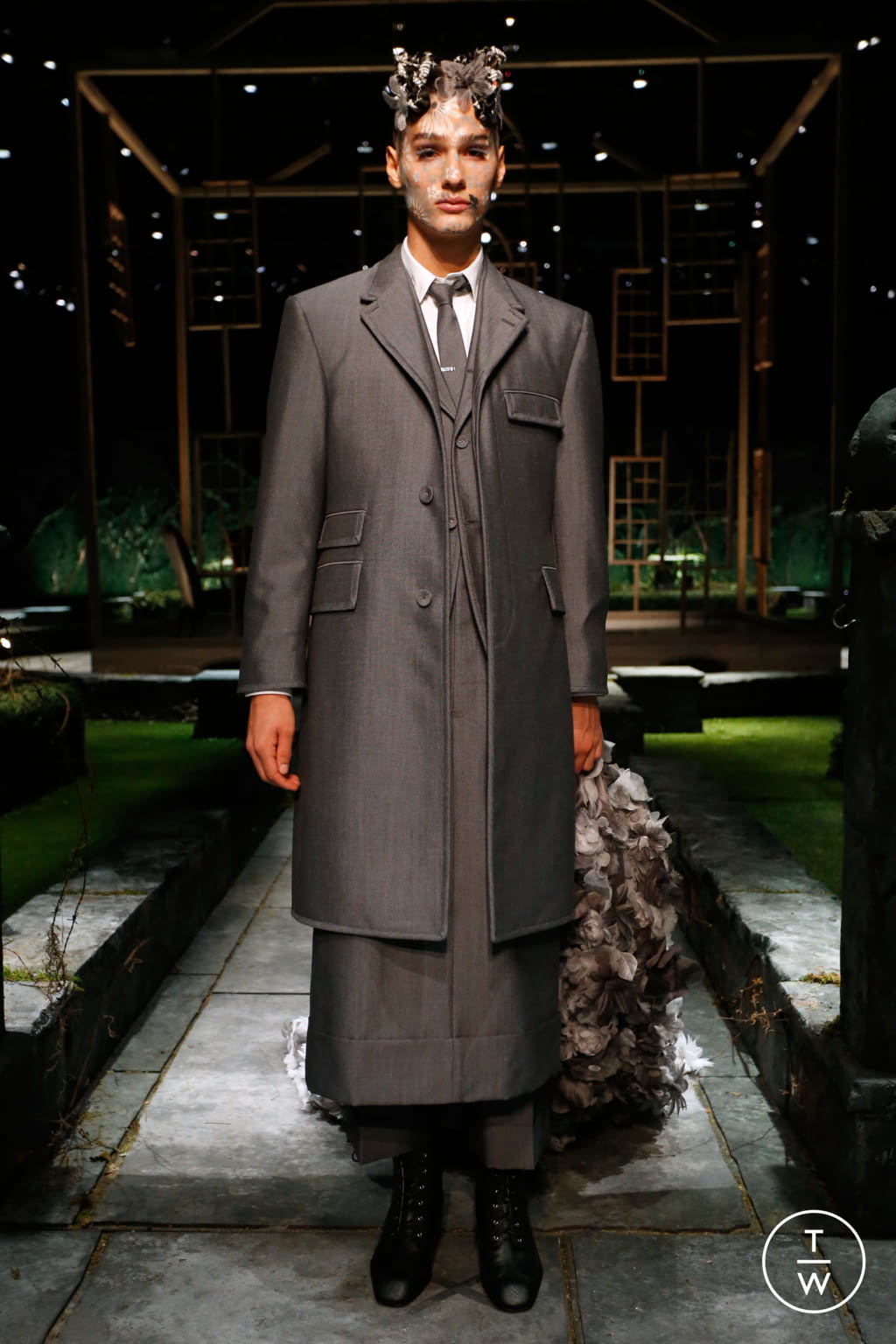 Fashion Week New York Spring/Summer 2022 look 32 from the Thom Browne collection womenswear