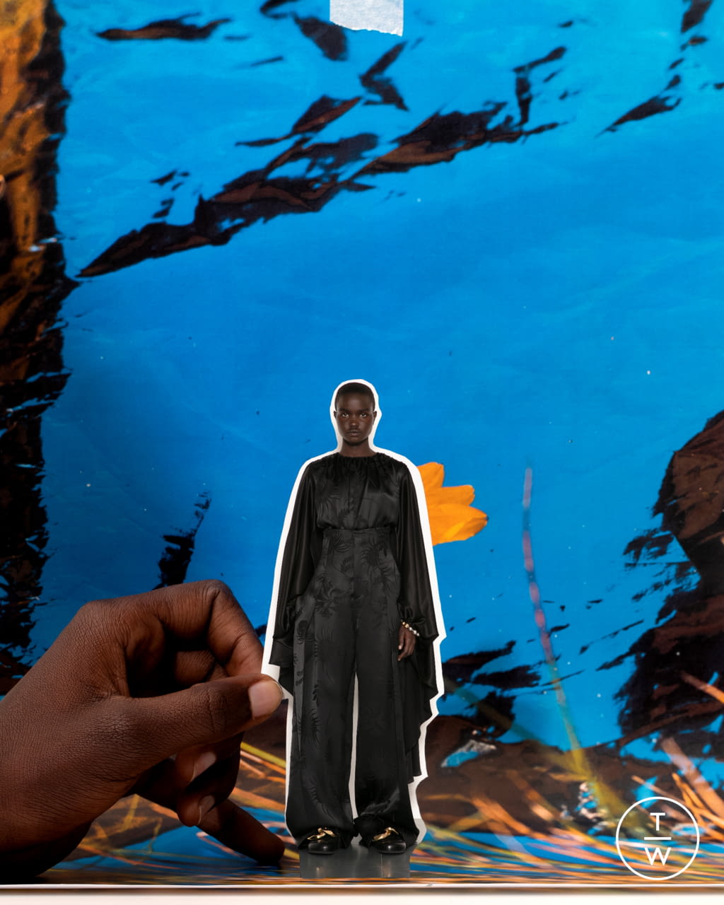 Fashion Week Paris Spring/Summer 2021 look 32 from the JW Anderson collection womenswear