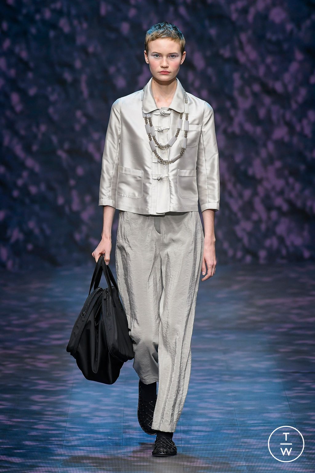 Fashion Week Milan Spring/Summer 2023 look 5 from the Emporio Armani collection womenswear