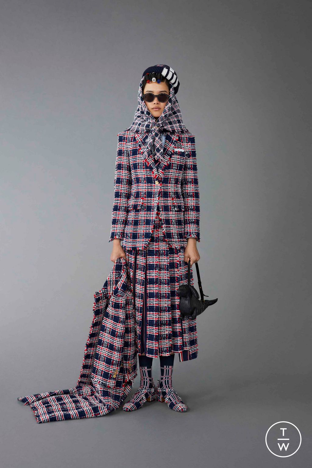 Fashion Week Paris Pre-Fall 2023 look 32 from the Thom Browne collection womenswear