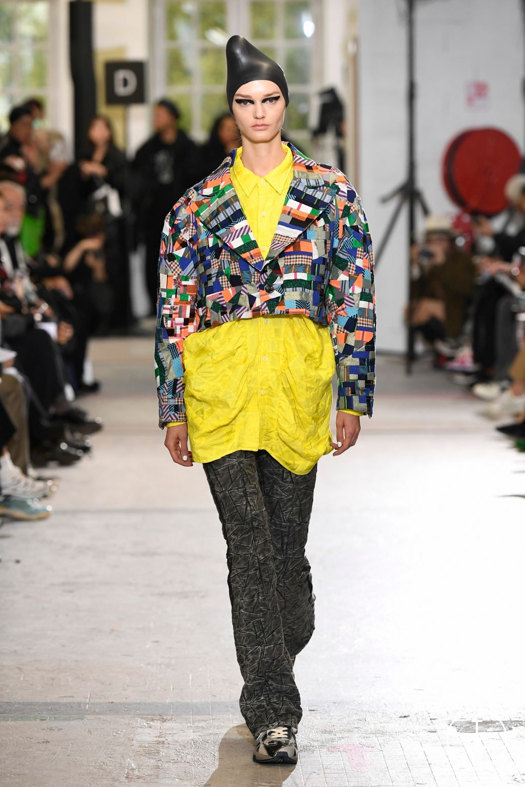 Fashion Week Paris Spring/Summer 2023 look 3 de la collection Anrealage womenswear