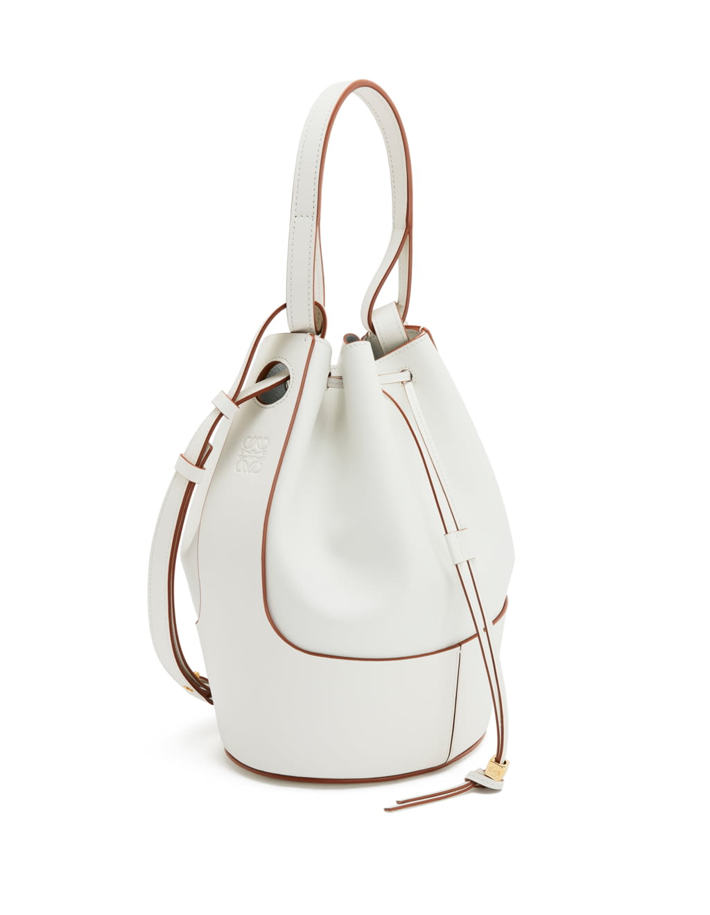 Fashion Week Paris Spring/Summer 2020 look 17 from the Loewe collection womenswear accessories