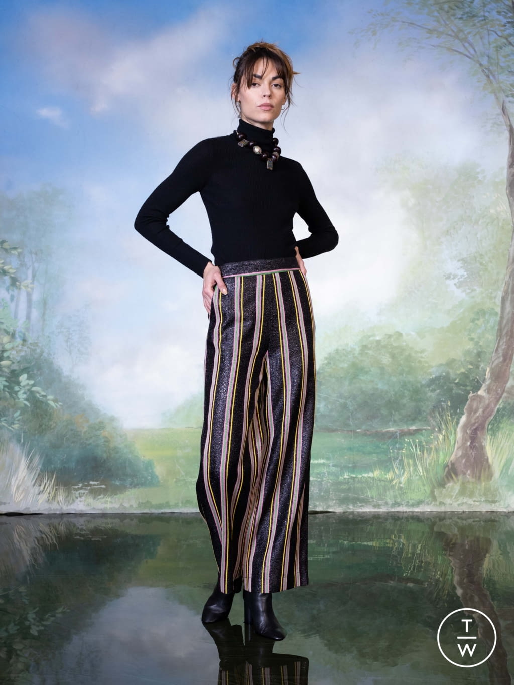Fashion Week Paris Fall/Winter 2022 look 33 de la collection Benjamin Benmoyal womenswear