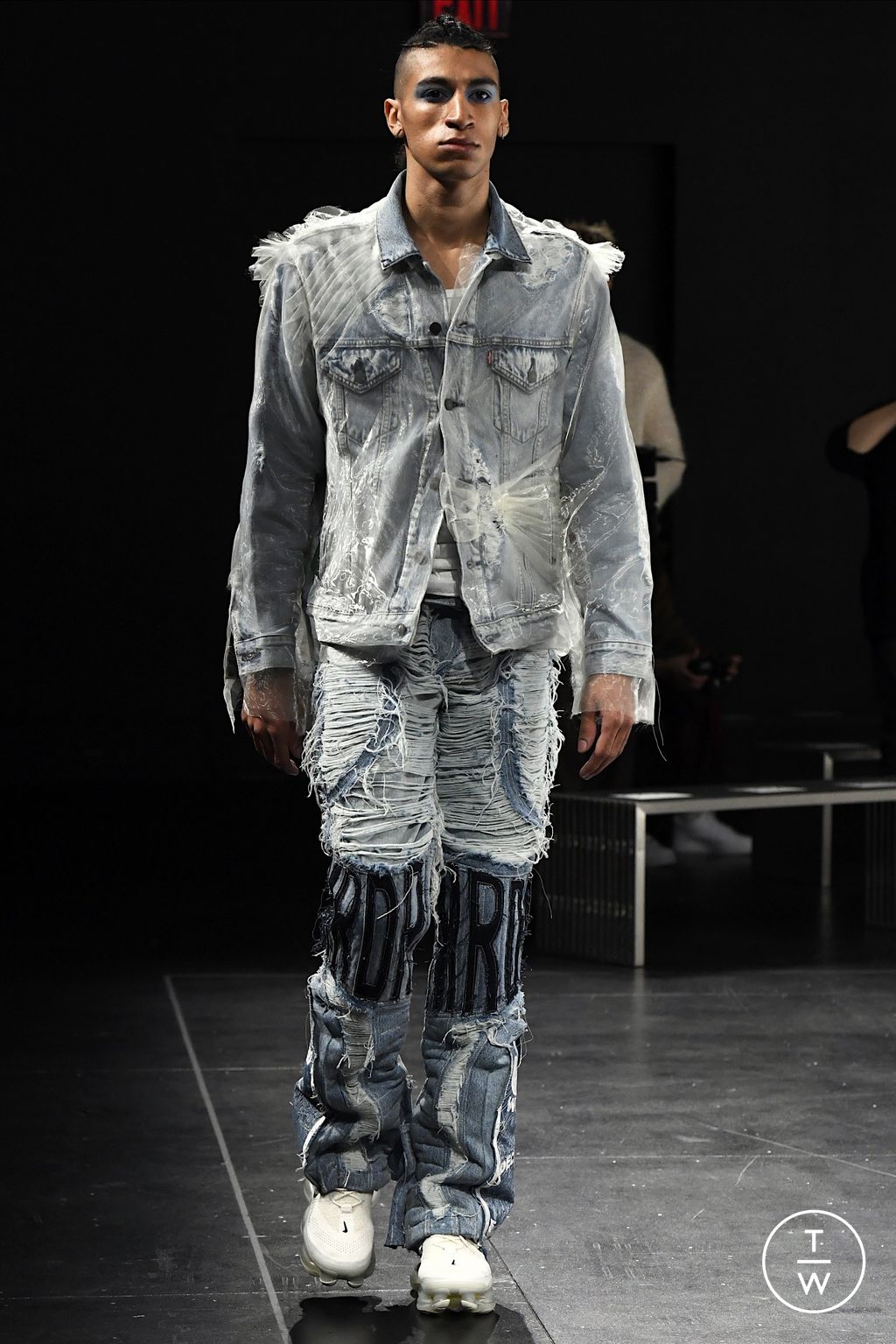 Fashion Week New York Spring/Summer 2023 look 32 de la collection Who Decides War womenswear