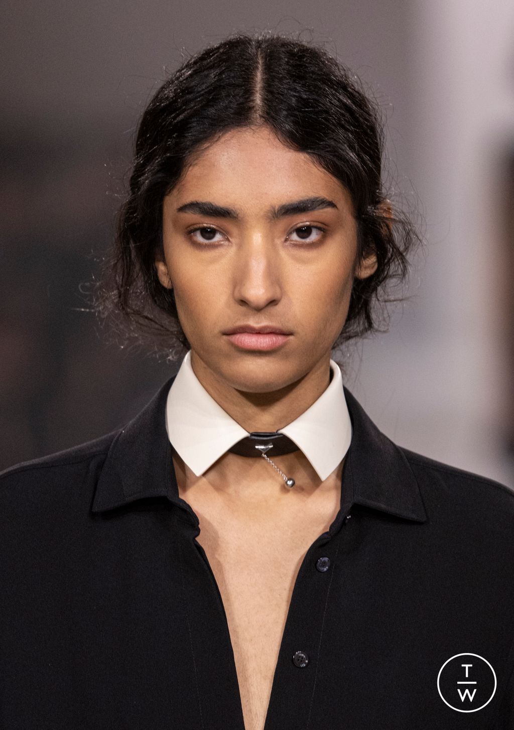 Fashion Week Milan Fall/Winter 2026 look 43 de la collection Fendi womenswear accessories