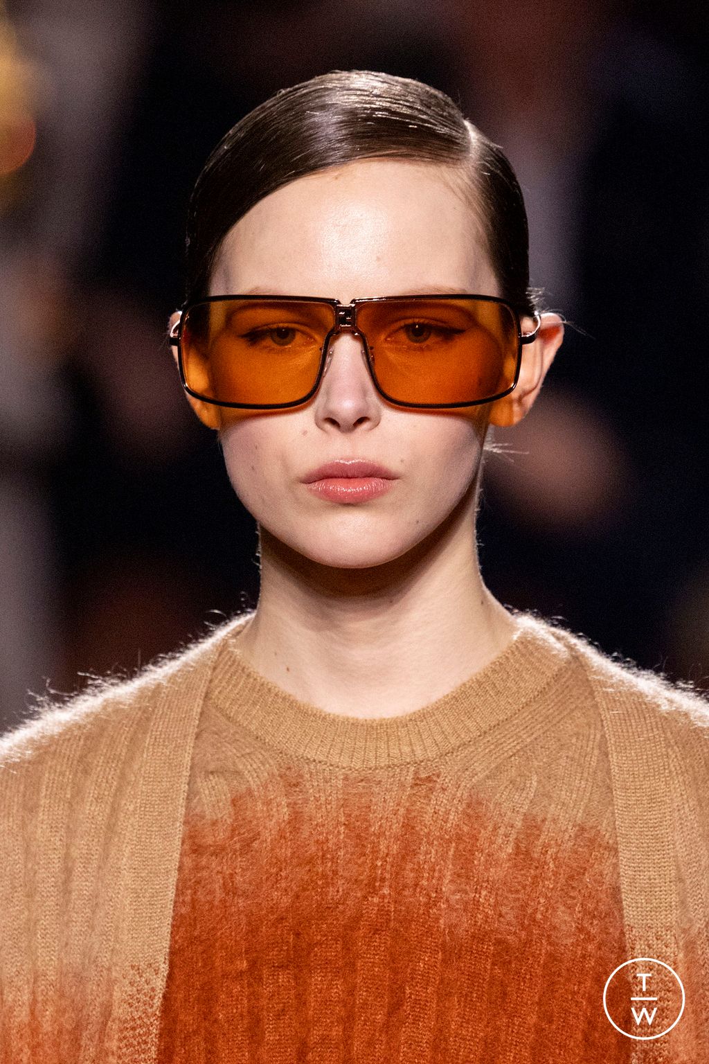 Fashion Week Milan Fall/Winter 2025 look 95 from the Fendi collection 女装配饰