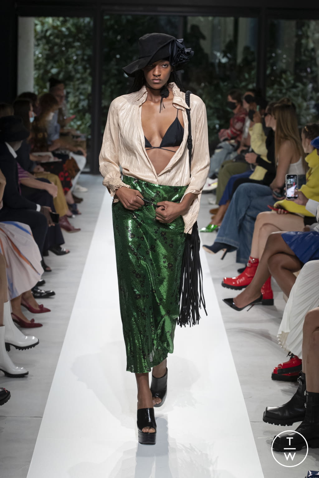Fashion Week Milan Spring/Summer 2022 look 33 from the Philosophy di Lorenzo Serafini collection womenswear