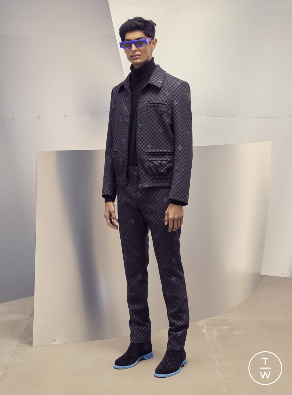 Fashion Week Paris Pre-Fall 2022 look 68 from the Louis Vuitton collection 男装