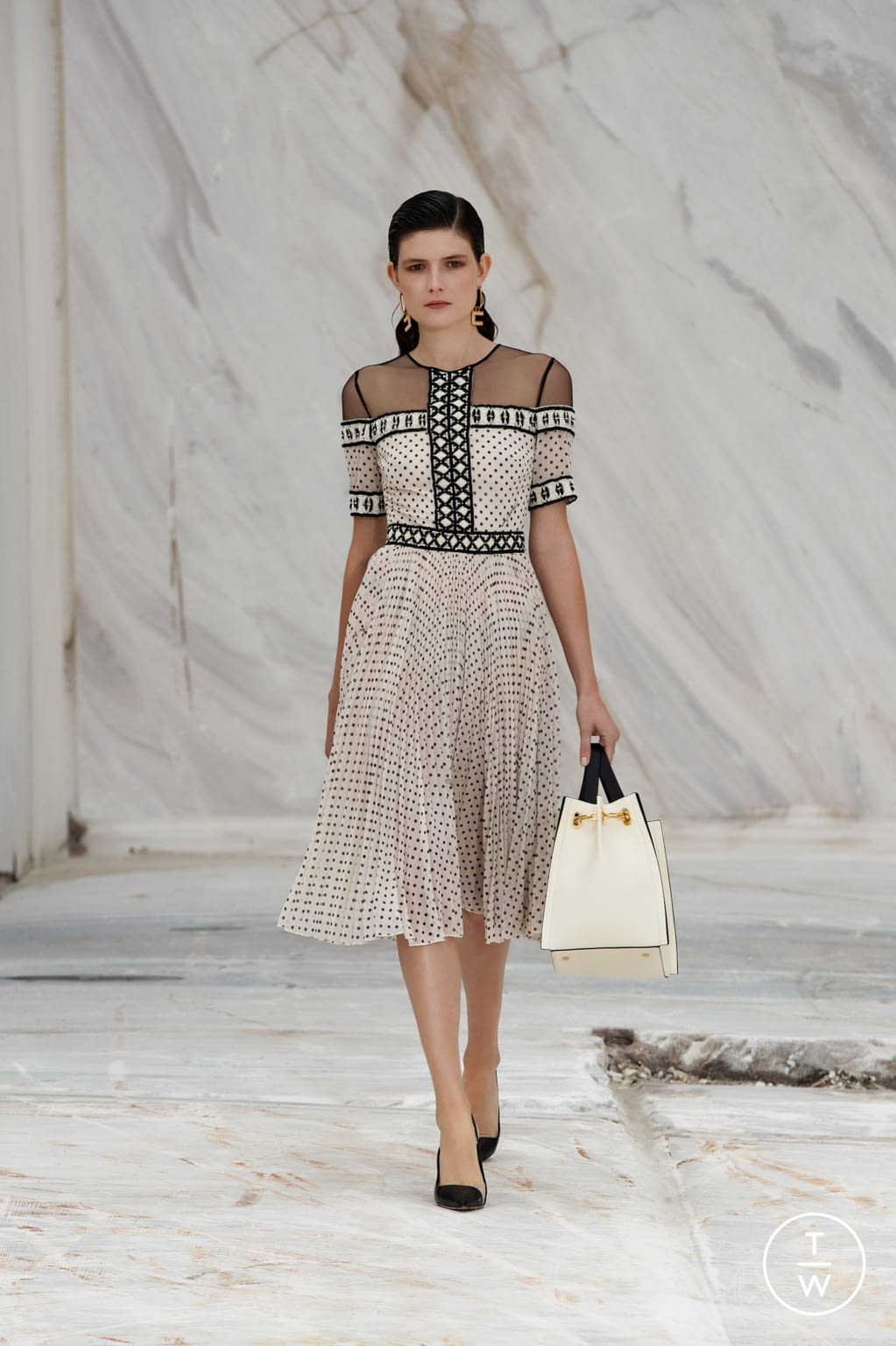 Fashion Week Milan Spring/Summer 2022 look 33 from the Elisabetta Franchi collection womenswear