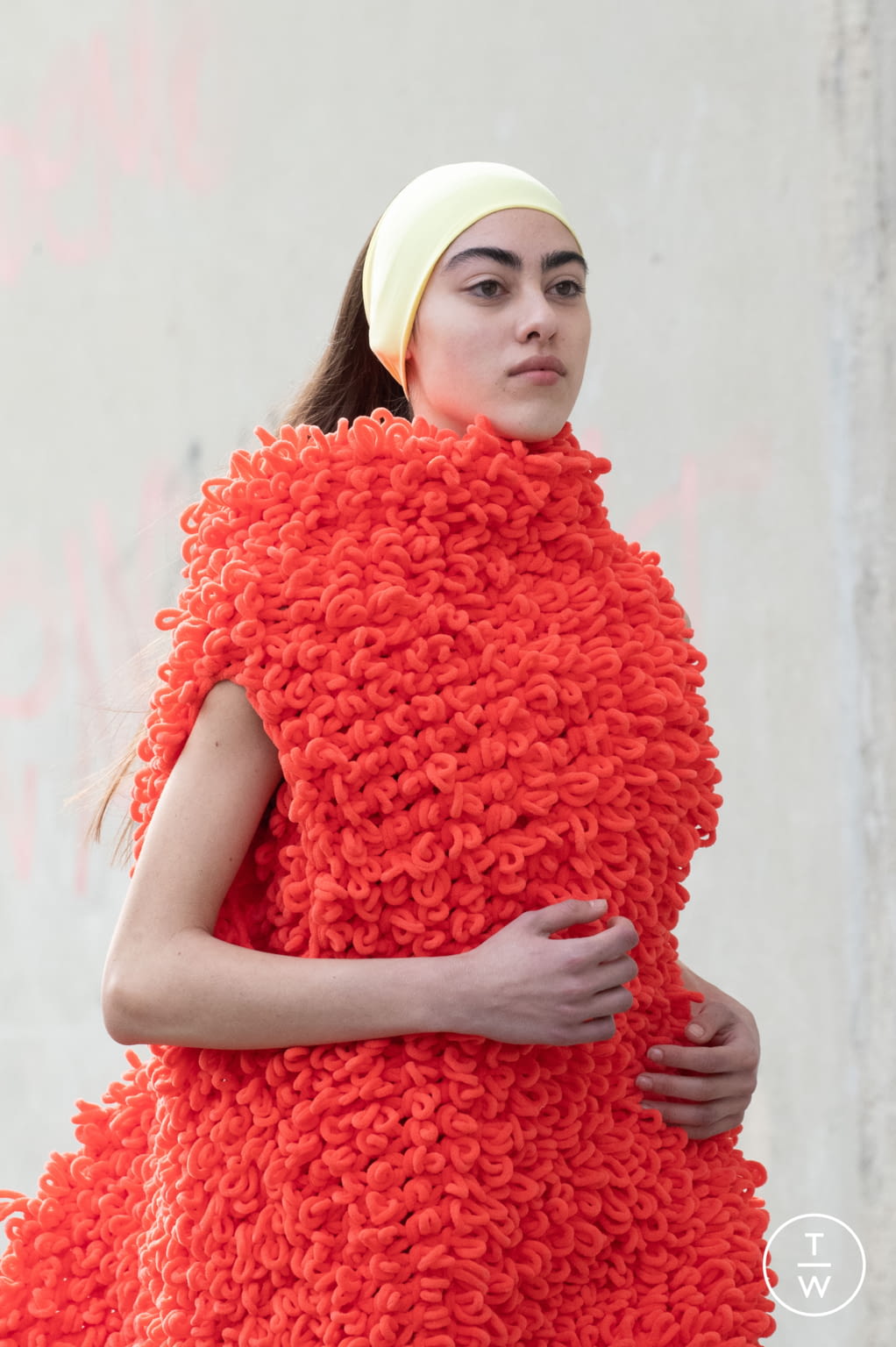 Fashion Week Milan Fall/Winter 2022 look 27 de la collection Sunnei womenswear accessories