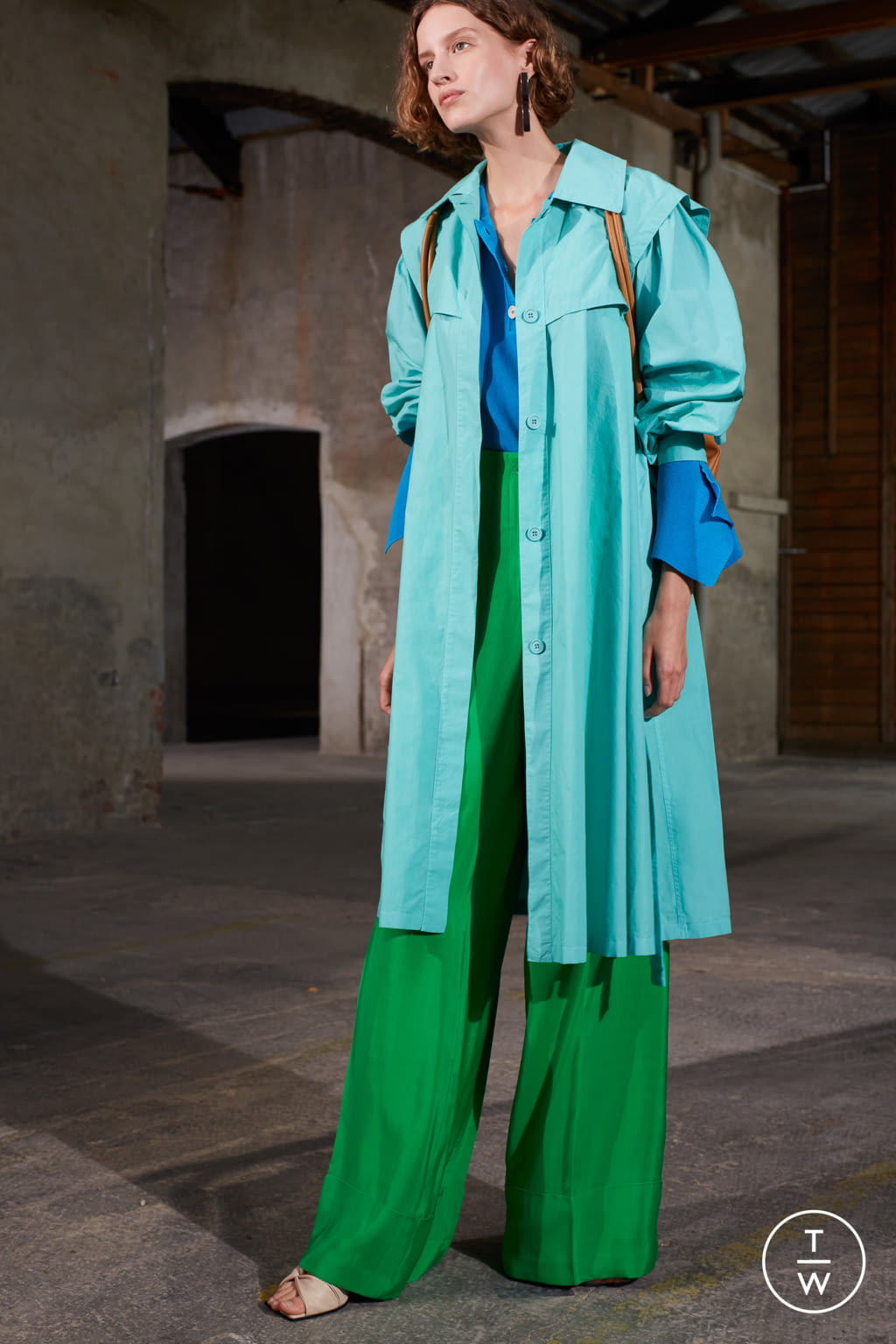 Fashion Week Milan Resort 2019 look 33 from the Erika Cavallini collection 女装
