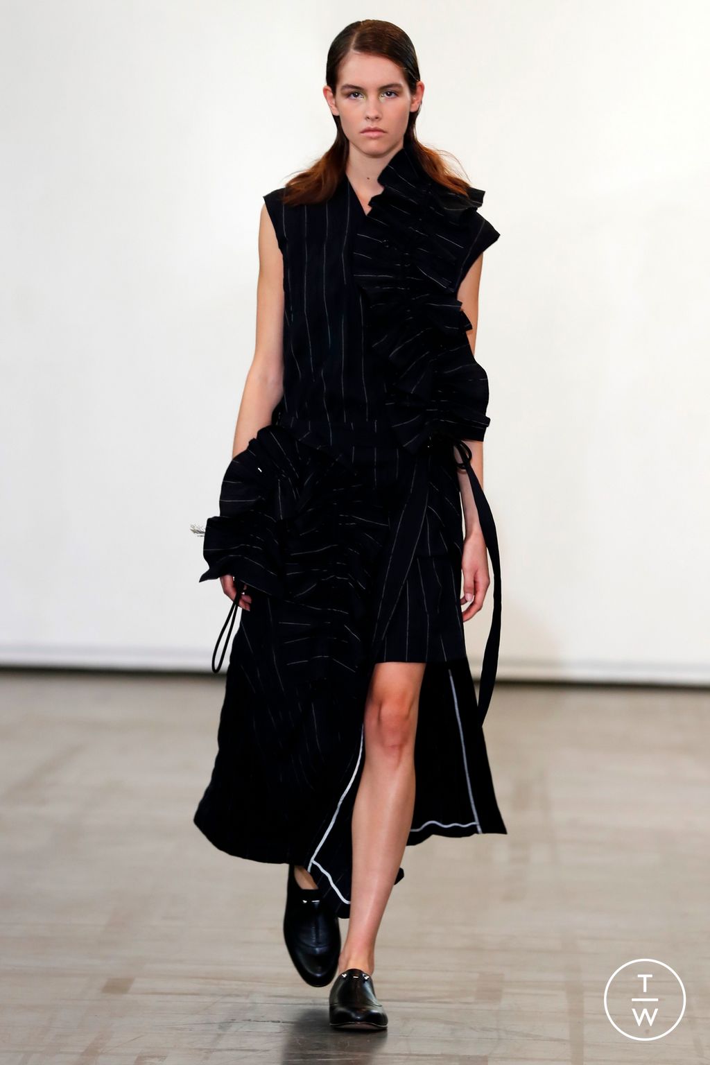 Fashion Week Paris Spring/Summer 2023 look 10 from the Ujoh collection womenswear