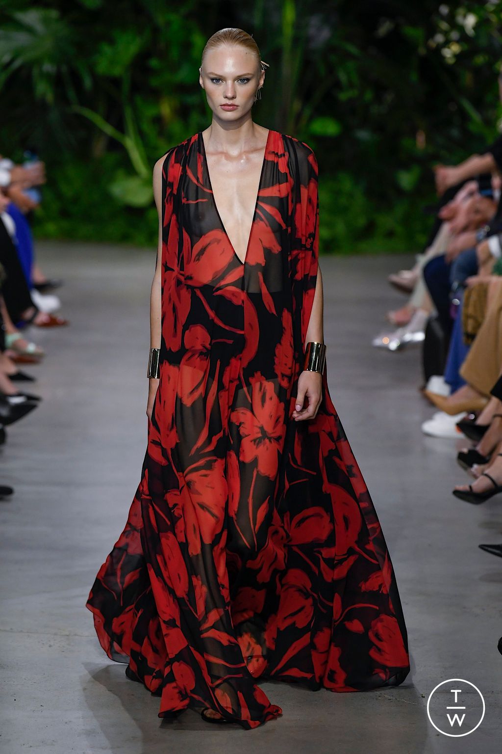Fashion Week New York Spring/Summer 2023 look 34 from the Michael Kors Collection collection 女装