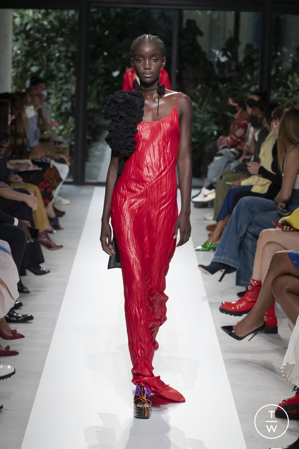 Fashion Week Milan Spring/Summer 2022 look 34 from the Philosophy di Lorenzo Serafini collection womenswear