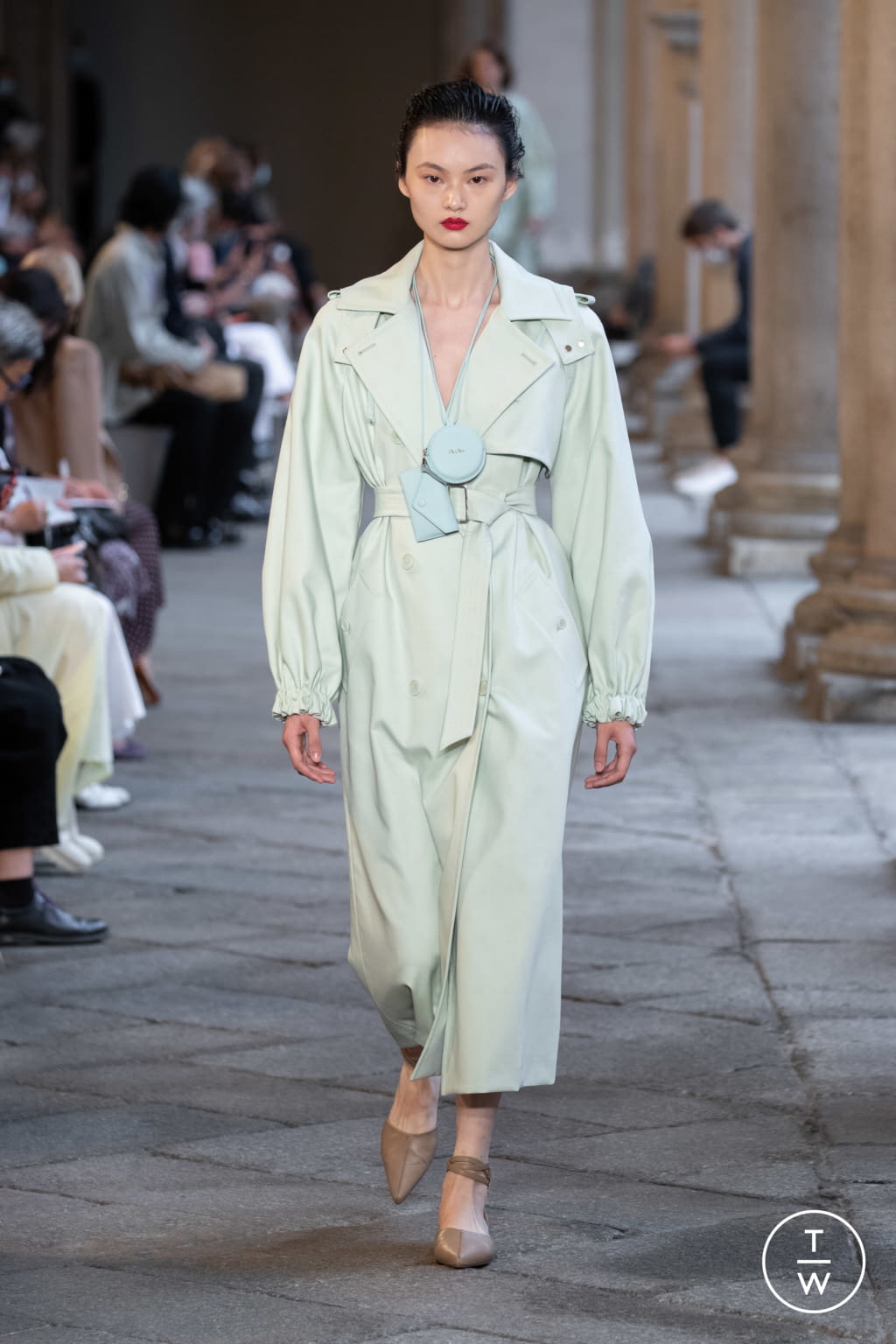 Fashion Week Milan Spring/Summer 2021 look 34 from the Max Mara collection womenswear
