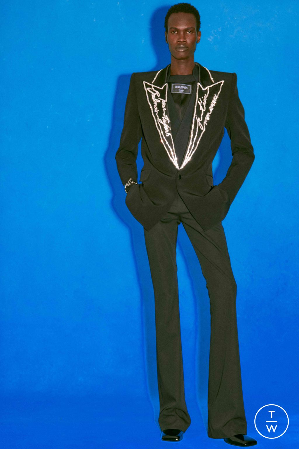 Fashion Week Paris Resort 2025 look 34 from the Balmain collection menswear