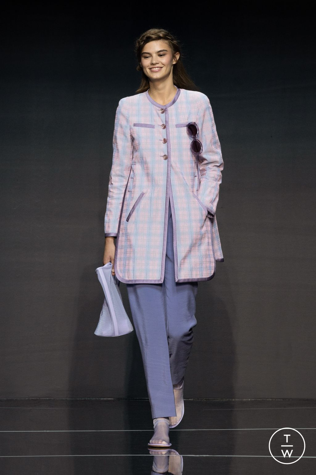 Fashion Week Milan Spring/Summer 2024 look 34 from the Emporio Armani collection 女装